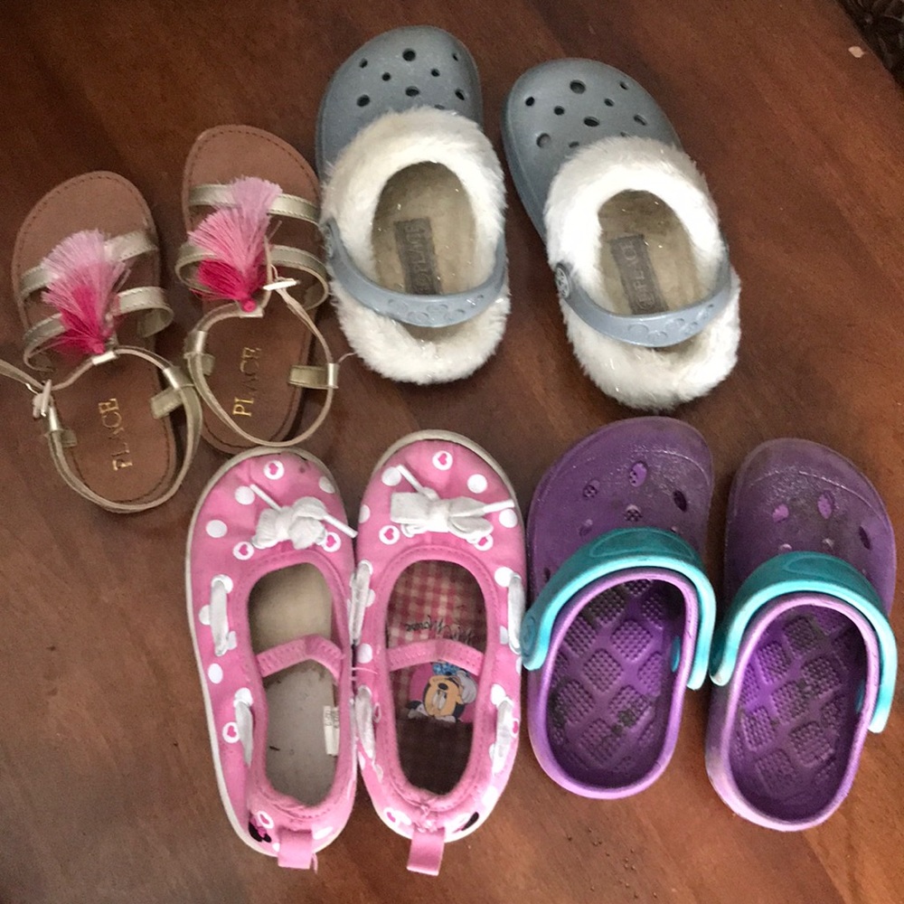 Girls lot of 8/9 shoes